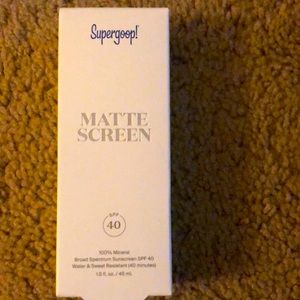 Supergoop! Matte screen 40 SPF
